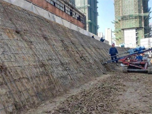涪城建筑边坡支护
